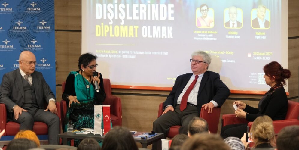 “Dışişlerinde Diplomat Olmak” Semineri Büyük Bir İlgiyle Tamamlandı!
